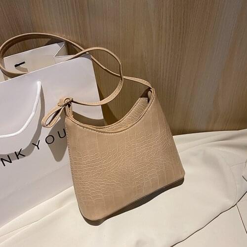 Female bag 2020 new retro fashion bucket bag solid color crocodile pattern bucket bag shoulder bag elegant underarm bag