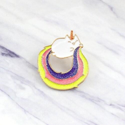 Cute Romantic Unicorn And Rainbow Brooch Colourful Cartoon Pins Gift For Children And Friend Stylish Brooch For Common Days Cute