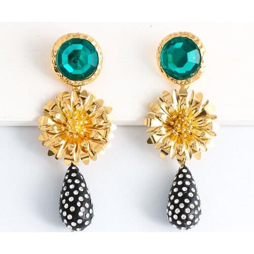 New Geometric Dangle Earrings Crystal Long Statement Pendant Jewelry Wholesale Cute Hanging Earring For Women Green Stone 2021