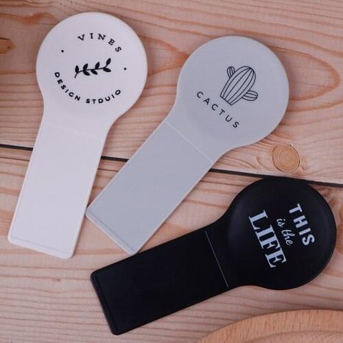 11 x 5 cm Foldable Toilet Seat Cover Lifter for Travel Home Bathroom Sanitary Closestool Seat Cover Lift Handle