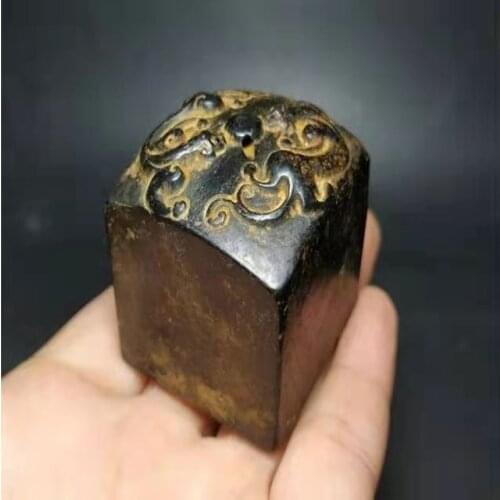 Collection Elaborate Interesting Chinese Hongshan Culture hand-carved Black Meteorite Double Dragon Play Pearl ornament