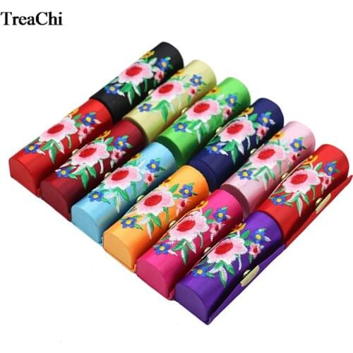 Cute Mini Premium Embroidery Flower Brocade Lipstick Case Portable Lipstick Box With Mirror Pendant Jewelry Carrying Button Box