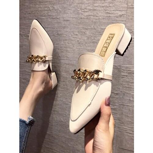 Net red Baotou slippers female outer wear 2021 spring season new pointed Korean version of the chain rhinestone half drag