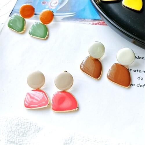 Unique fashion jewelry round drip earrings match color and fresh spring statement girl party gift earrings female model