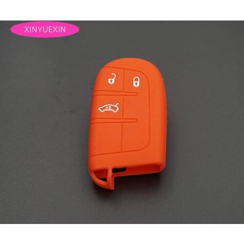 Xinyuexin Silicone Rubber Key Case Cover Set For JEEP Grand CHEROKEE PROXIMITY Remote Key Case For Car 3Buttons Car styling