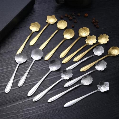 8Pcs/Set Flowers Design Gold Spoon Long Handle Dessert Tea Coffee Mixing Spoon Stainless Steel Vintage Teaspoons Drink Tableware