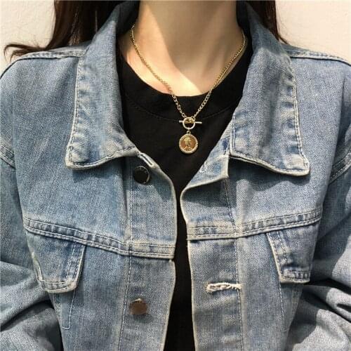 New Vintage Queen Coin Head Short Clavicle Chain Metal Chain Necklace For Women Choker Party Jewelry Black Enamel Statue Coin