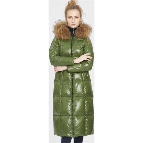 2020 Womens Hooded Luxury Raccoon Fur Collar White Duck Down Jacket Winter Coat Women Long Parkas Padded Jackets WXF231