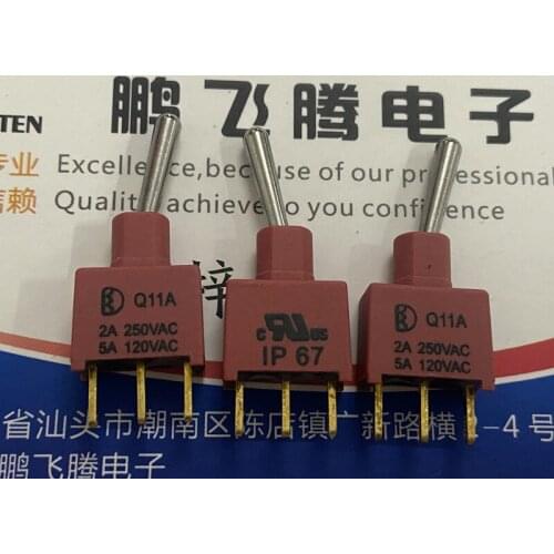 1PCS Taiwan Dailywell Q11A 1AS1T1B4M2QES waterproof sealed button switch 3 feet 2 gear shaking head rocker power supply