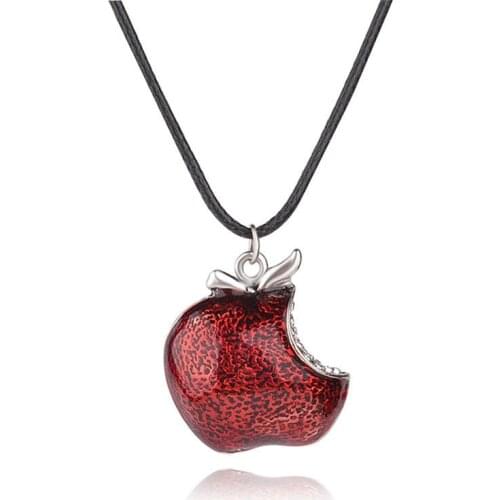 1Pcs One Bite Red Poison Apple Pendants Necklace Once Upon a Time Necklace Regina Mills Necklace Collar Women Accessories Gifts
