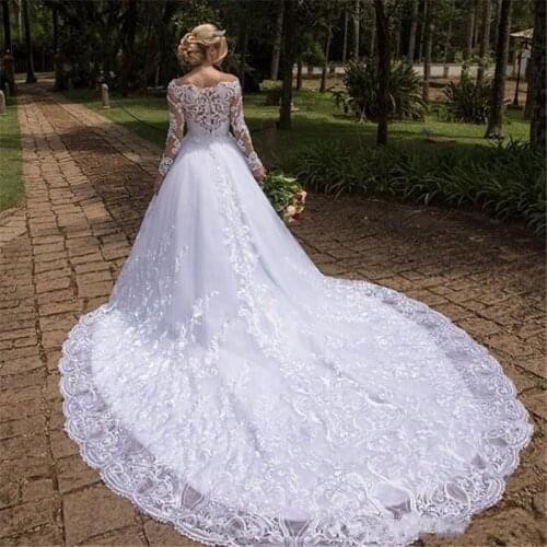 Vintage Wedding Dresses A Line 2020 Scoop Neck Lace Appliques Long Sleeves Plus Size African Wedding Dress Bridal Gowns