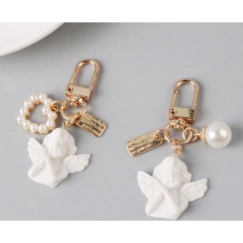 Creative Retro White Angel Keychain Simple Cute Mini Pearl Heart Pendant Couple Bag Key Ring Chain Charms Jewelry Accessories
