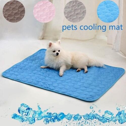 Summer Colling Dog Mat for Dog Cat Breathable Blanket Ice Pad Washable Sofa Breathable Cooling Pet Dog Bed Seat Carrier for Dogs