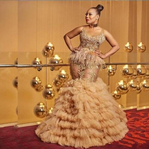 Sexy See Through Prom Dresses Plus Size Lace Tiered Skirts Evening Gowns with Feathers vestido de novia Party Celebrity Dress