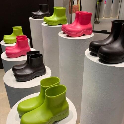 2021 New Luxury Women Casual Thick Bottom Short Boot Rain Boots New Rubber Ladies Walking Waterproof Ankle Rain boots