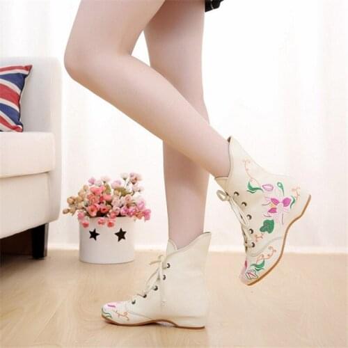 Plus Size Women Autumn Winter Boots Women Embroidery Flower Ankle Boots Lace Up Low Heel Boots Shoes Canvas Retro Short Boot