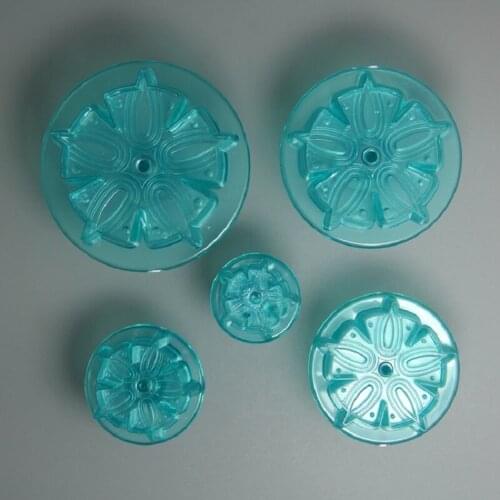Free Shipping Plastic 5pcs Flower Shaped Cookie Fondant Plunger Cutters Molds Set