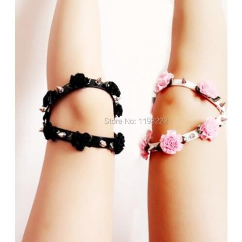 Sweet Harajuku Handmade Double Row Kawaii Flower Spikes Leather Leg Knee Garter Belt Loop