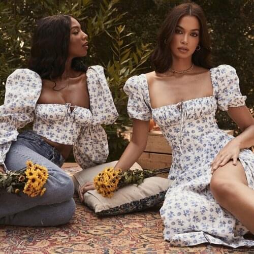 Sexy Women Low-cut Flowers shirt Puff Long Sleeve Crop Tops 2020 Fashion Female Deep V-Neck Floral Slim Fit T-Shirts