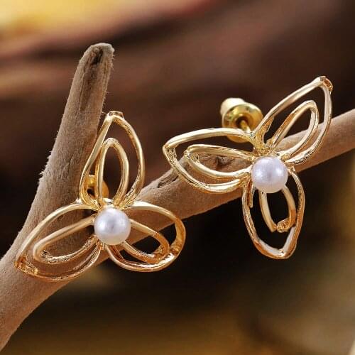 Vintage Rocker Chic Style Line Leaf Element Pearl Stud Earrings Punk Simple Super Goth Fairy Earrings Costume Jewelry for Women