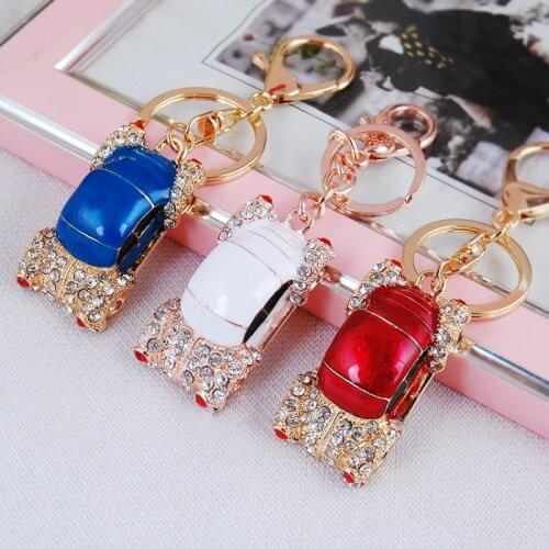 Car keychains Cute for Volkswagen Beetle Novelty Rhinestone Keyring Charm Women Trinket Key Holder Souvenir Gifts White Red