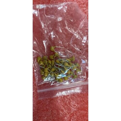 Ceramic monolithic capacitors 10 pf NF 100/50 v Y5V soared 20% to 0.2 0.01