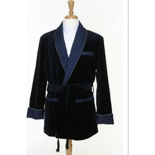 2021 Velvet Men Belt Smoking Jackets Designer Shawl Lapel Dinner Party Wear Quilted Loose Vintage Blazers Tuxedo Jacket Only