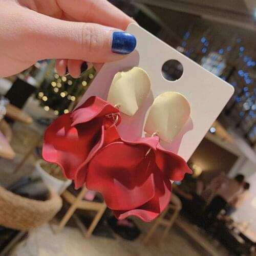Red Flower Petal Earrings For Women 2019 New Sexy Statement Earrings Hot Fashion Jewelry Pendientes