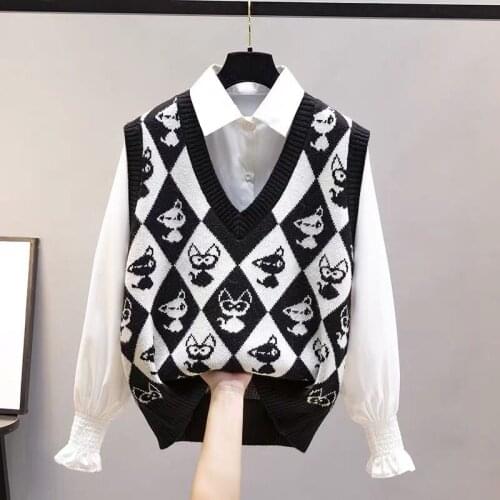 Womens spring and autumn 2021 fashion new knitted vest sleeveless v-neck sweater Korean style foreign style top