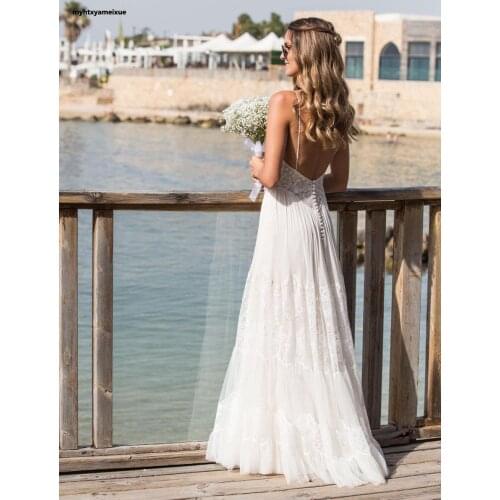 Ivory white beach lace tulle A-line wedding dress with thin straps and open back buttons boho long V-neck bridal gownRobe Mariee
