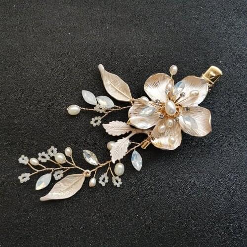 SLBRIDAL Handmade Rhinestone Crystal Freshwater Pearls Flower Bridal Hair Clips Barrettes Wedding Hair Accessories Women Jewelry