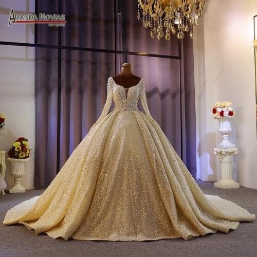 Beautiful lace wedding dress with long sleeves new design