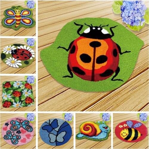 Insects Button Cushion Animals Needlework Mat Kit Almofadas Cuscini Divano Forme Gift Klink Haak Kussen Bloem Embroidery Cushion