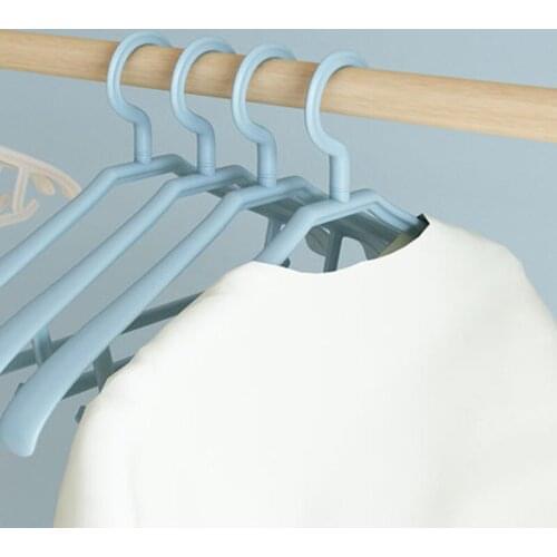10 pcs/lot 42.5cm Plastic Clothes Hangers Non-trace Clothing Hanging Anti-skid Shoulder Seamless Coat Hanger