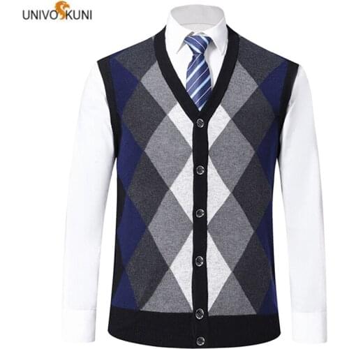 UNIVOS KUNI 2019 Mens sweater vest Newest Spring And Autumn FashionDimond Plaid mens casual slim sweater vest 9068