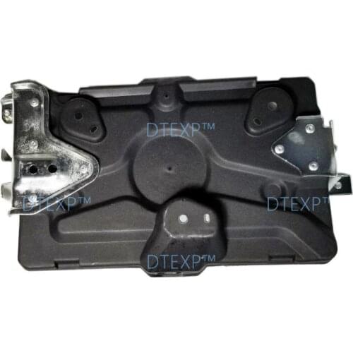 1 Piece Battery Tray for Pajero V73 Battery Cover for Montero Holder for V75 V77 V93 V97 V87 V98 4M41 8201A087 Petrol Car Only