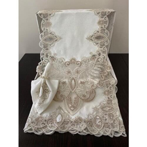 Leke Tutmaz Lüx Masa Örtüsü Takımı Yemek Seti 12 Kişilik