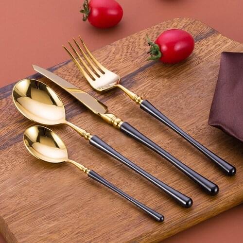Quality Black Soup Spoon Set Fork Knife Golden Travel Gift Cutlery Set Dinner Spoon Fork Couverts Voyage Kitchen Gadget DL6DCS
