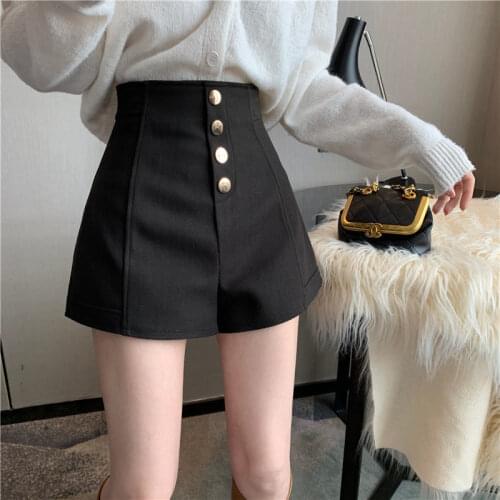Autumn Winter New Fashion Women Woolen Shorts Female Single-breasted High Waist Tweed Shorts Women Loose Wide Leg Shorts G71