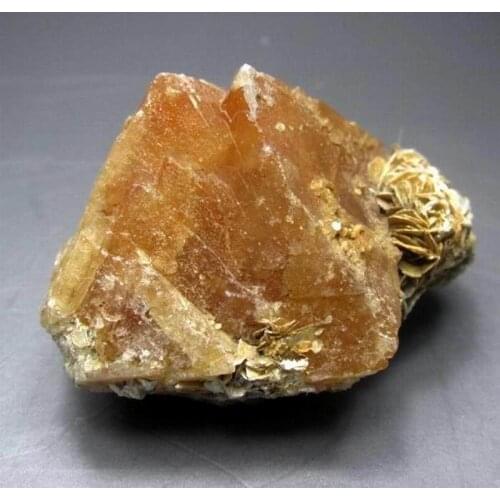 266g Scheelite Crystals w/ Muscovite - crystals and stones healing Mineral specimen Home Decor feng shui decoration