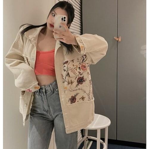 2021 Fashion Patchwork Embroidery Flower Denim Coat Button Jean Jacket Women Loose Fall Autumn Windbreaker Outfit Clothing Top
