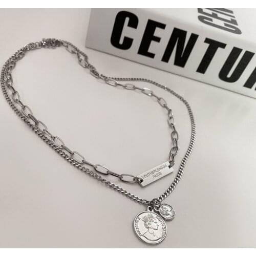 Origin Summer Stainless Steel Double Layer Square Circle Queen Portrait Pendant Necklace for Women Letter Chain Necklace Jewelry