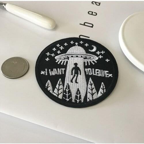 PGY UFO Round Stickers Iron On Embroidered Patch Alien Space Astronaut Applique Patch For T-shirt Apparel Accessories Parches H