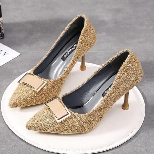 LLOGAI Shoes With Medium Heels