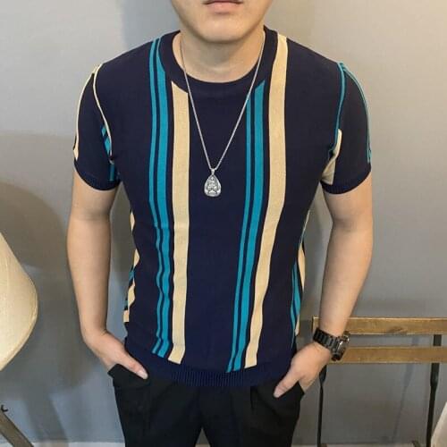 Mens short-sleeved slim elastic half-sleeve pullover sweater with round neck and stripe in autumn and winter
