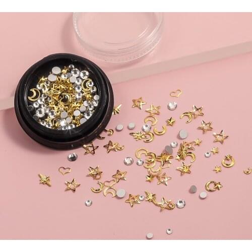 1 Box Of Nail Art Golden Hollow Frame Star Moon Irregular Rivet Mixed3Dshiny Rhinestone Kawaii Round NailDIY Nail Art Decoration