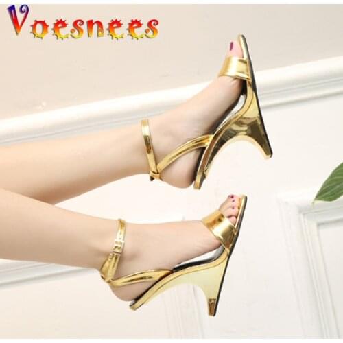 Sandals 2021 New Womens Shoes Summer Heelless High-heeled Shoes Profiled With Catwalk Sexy Word With Fashion Show Moden Sandals