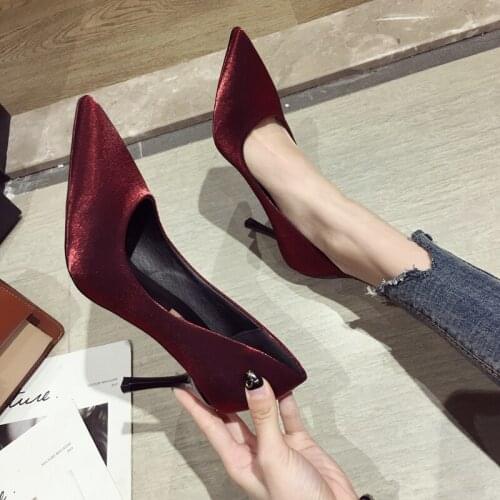 High heels womens spring and autumn 2021 new Korean style design sense niche temperament pointed wedding shoes stiletto