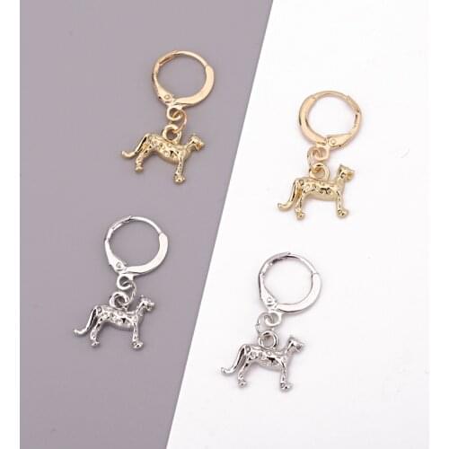 1Pair Cute Gold Metal Small Leopard Hoop Earrings European Punk Animals Pendant Endless Circle Earrings Women Jewelry E237