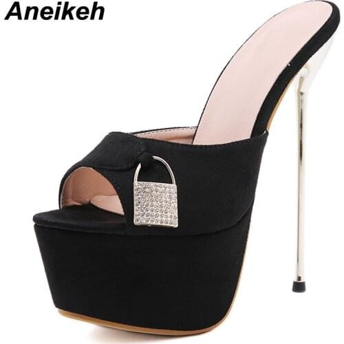 Aneikeh Femmes Chaussures Fashion Sexy Metal Decoratio Platform Slippers Flock Shoes For Women 2021 Summer Patchwork 34-40 Black